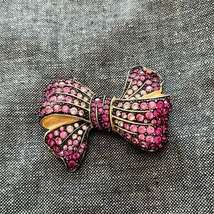 Joan Rivers Goldtone Graduated Fuscia To Pink Crystal Brooch